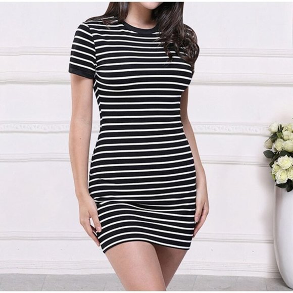 ๐โจ Stripe Bodycon Mini Dress - Picture 2 of 6